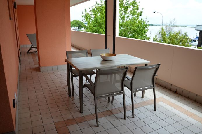Imagen de la habitación del Hotel ApartCapitol. Foto 12