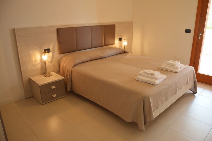 Imagen de la habitación del Hotel ApartCapitol. Foto 18