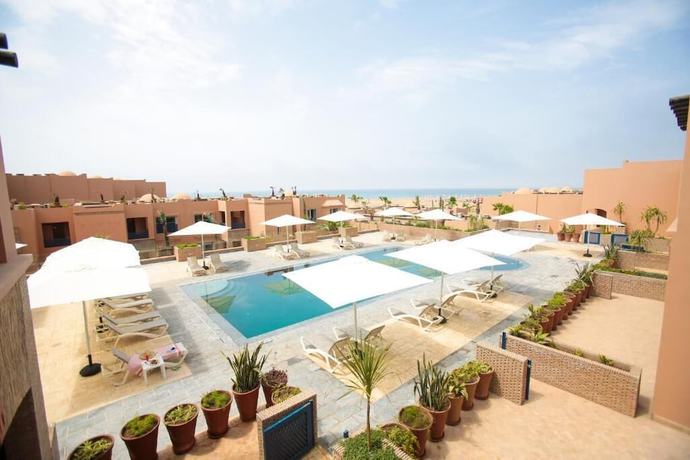 Imagen de la piscina del Hotel ApartEden Beach. Foto 20