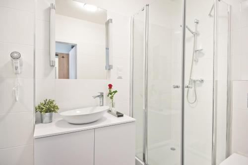 Imagen de la habitación del Hotel ApartHOTEL Gostyń. Foto 7