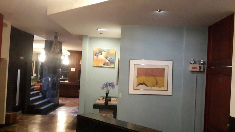 Imagen de los interiores del Hotel Apart-Hotel Suites Reforma. Foto 18