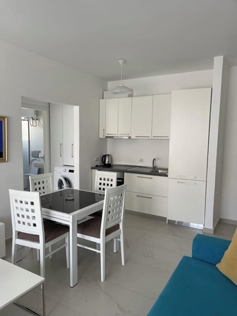 Imagen de la habitación del Hotel ApartMiramare Sarande. Foto 14