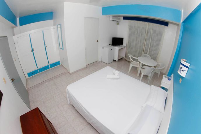 Imagen de la habitación del Hotel Aparta Azzurra. Foto 6