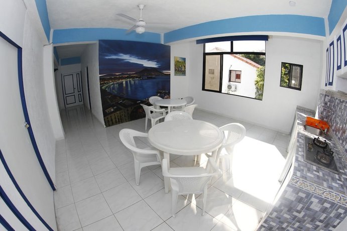 Imagen de la habitación del Hotel Aparta Azzurra. Foto 11
