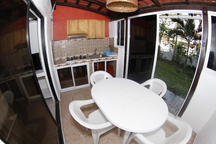Imagen de la habitación del Hotel Aparta Azzurra. Foto 13