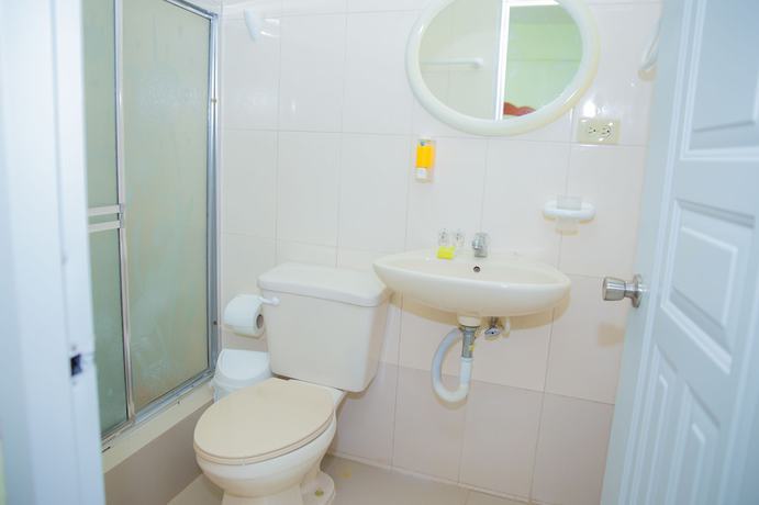 Imagen de la habitación del Hotel Aparta Don Olivo. Foto 12