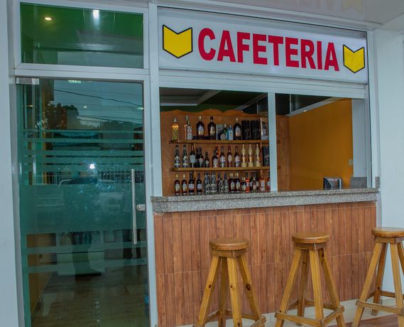 Imagen del bar/restaurante del Hotel Aparta Don Olivo. Foto 4