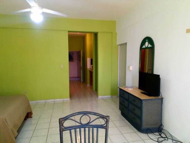 Imagen de la habitación del Hotel Aparta Jardines Metropolitanos. Foto 10