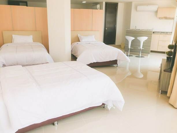 Imagen general del Hotel Aparta Mediterraneo. Foto 8