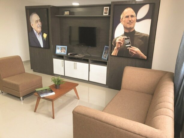 Imagen de la habitación del Hotel Aparta Mediterraneo. Foto 18