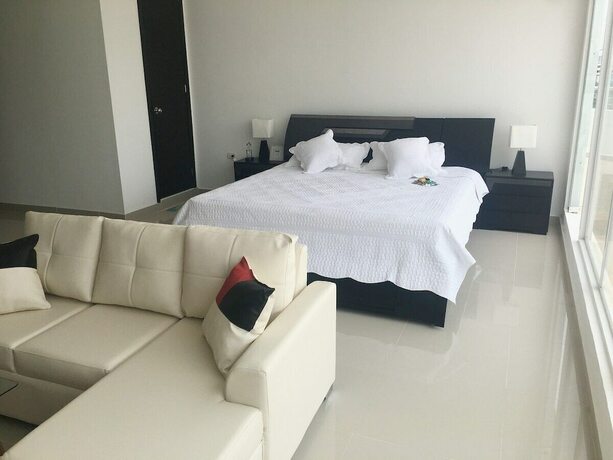 Imagen general del Hotel Aparta Mediterraneo. Foto 9