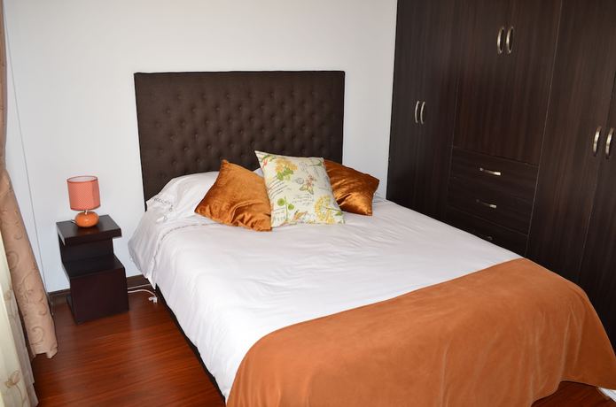 Imagen de la habitación del Hotel Aparta Oporto 83. Foto 8