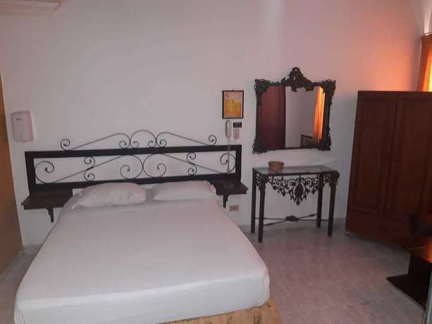 Imagen de la habitación del Hotel Aparta Plaza Real Norte. Foto 10