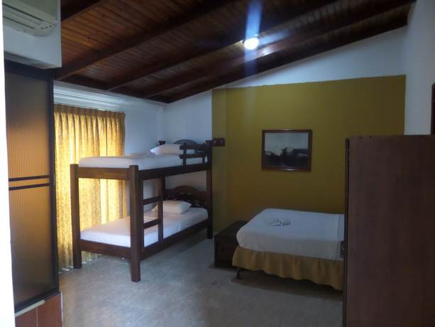 Imagen de la habitación del Hotel Aparta Plaza Real Norte. Foto 12