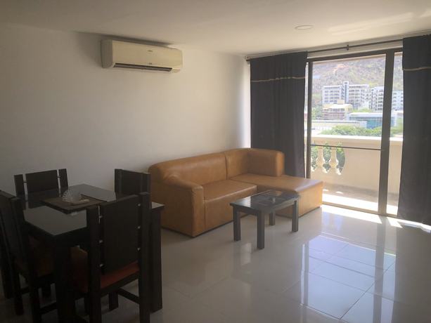 Imagen de la habitación del Hotel Aparta Roca Marina. Foto 3