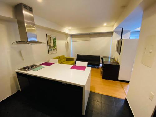 Imagen general del Hotel Aparta Suite Edificio Continental Bogotá. Foto 9