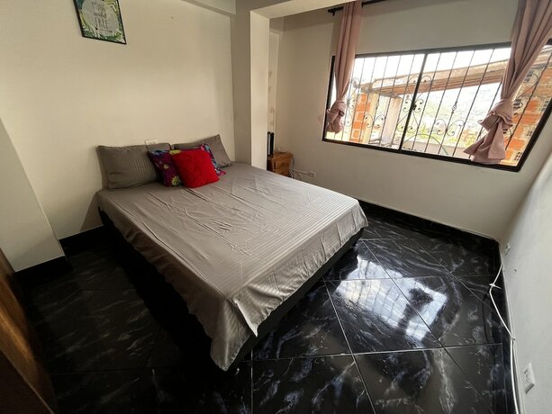 Imagen general del Hotel Aparta Suites Torre De Prado. Foto 5