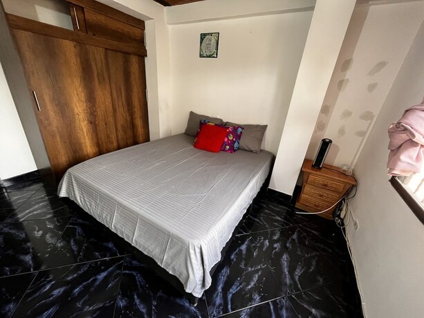 Imagen general del Hotel Aparta Suites Torre De Prado. Foto 6