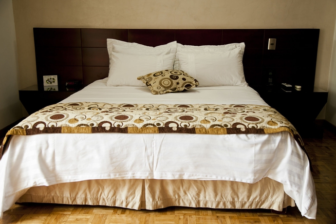 Imagen de la habitación del Hotel Aparta Suites Torre Poblado. Foto 3