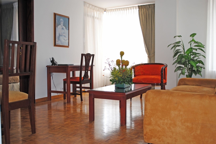 Imagen de los interiores del Hotel Aparta Suites Torre Poblado. Foto 15