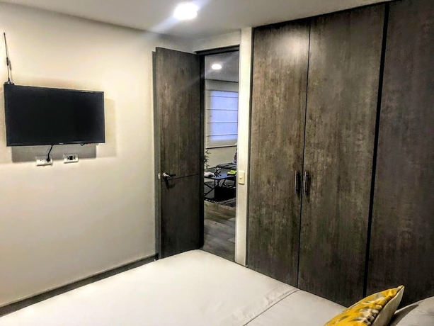 Imagen de la habitación del Hotel Apartaestudio Charles 52. Foto 4