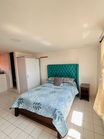 Imagen de la habitación del Hotel Apartaestudios San Cayetano. Foto 1