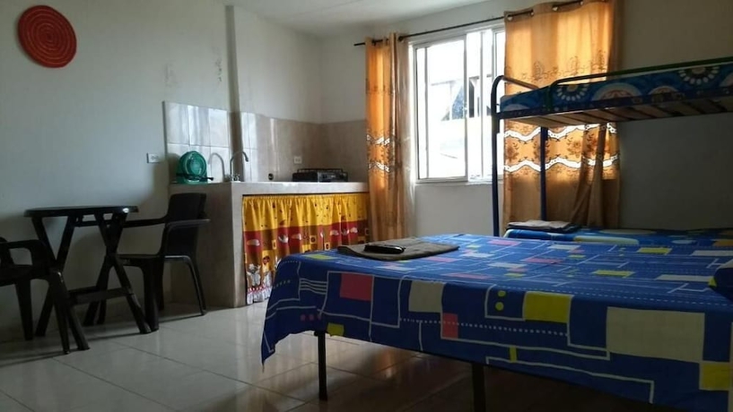 Imagen de la habitación del Hotel Apartaestudios San Cayetano. Foto 7