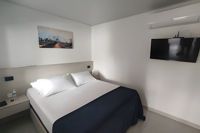 Imagen de la habitación del Hotel Apartaestudios San Fernando. Foto 1