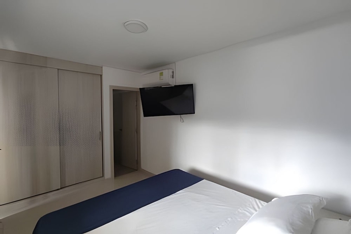 Imagen de la habitación del Hotel Apartaestudios San Fernando. Foto 8