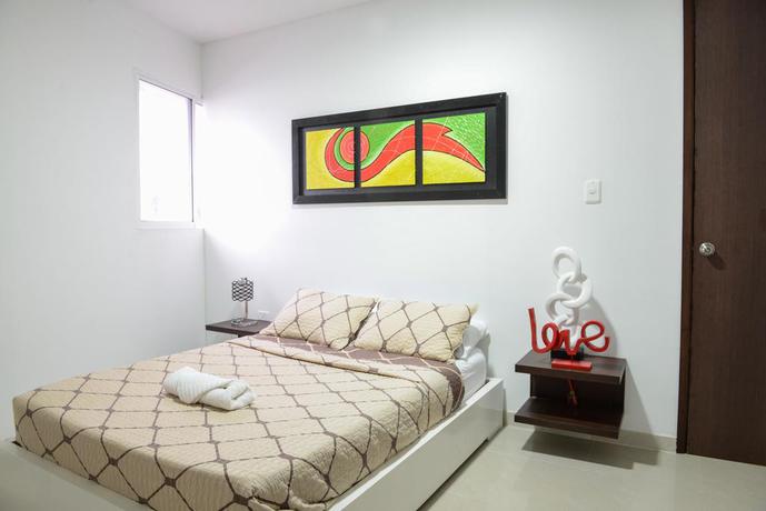 Imagen general del Hotel Apartahotel Bahia Tropical. Foto 7