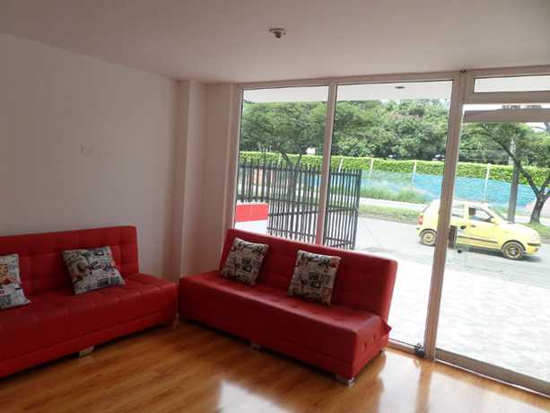 Imagen de los interiores del Hotel Apartahotel Barcelot. Foto 15