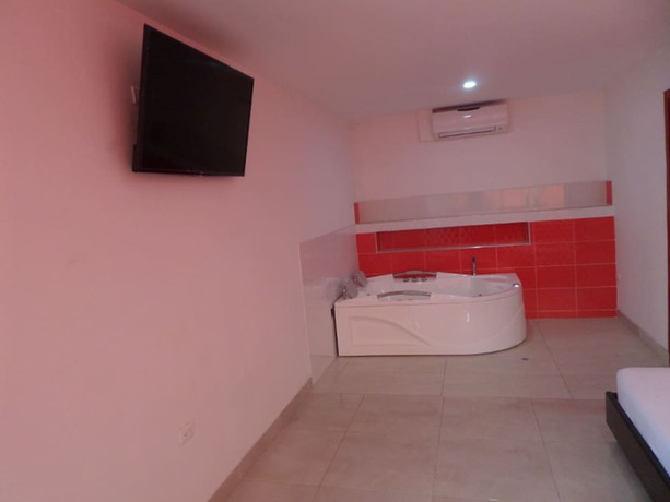 Imagen de la habitación del Hotel Apartahotel Barcelot. Foto 7