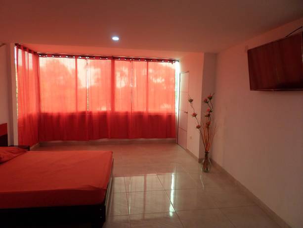 Imagen de la habitación del Hotel Apartahotel Barcelot. Foto 8