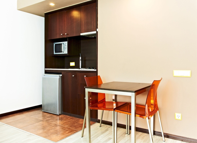 Imagen de la habitación del Hotel Apartahotel Centric. Foto 8