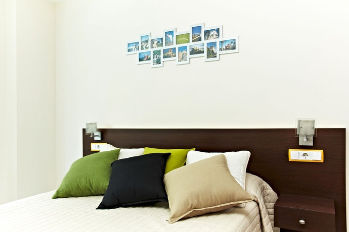Imagen de la habitación del Hotel Apartahotel Centric. Foto 10