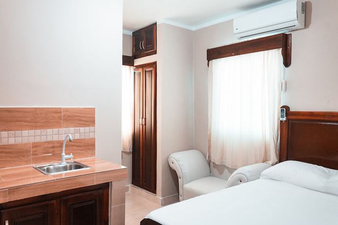 Imagen de la habitación del Hotel Apartahotel Dubai. Foto 5