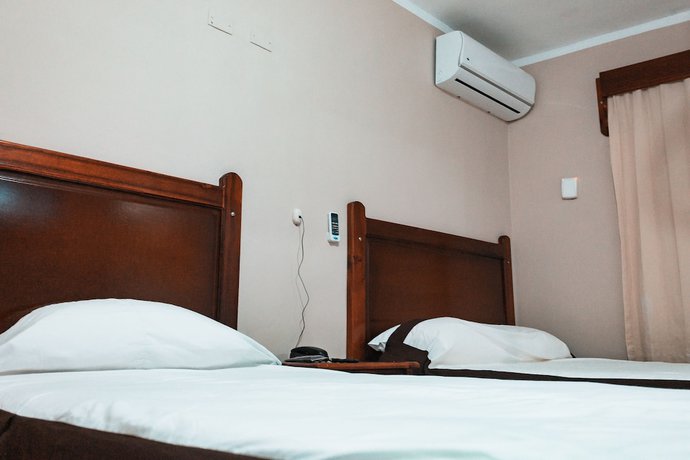 Imagen de la habitación del Hotel Apartahotel Dubai. Foto 11
