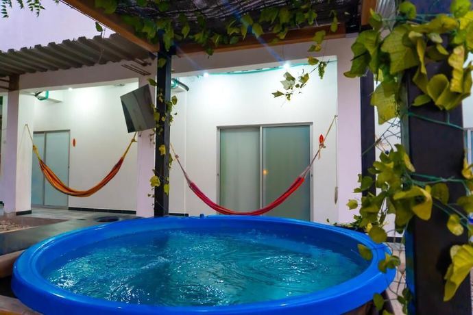 Imagen de los exteriores del Hotel Apartahotel Family House. Foto 7
