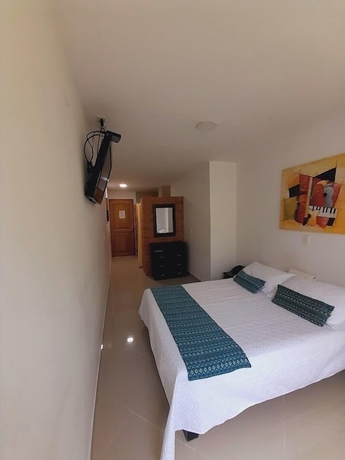 Imagen de la habitación del Hotel Apartahotel Montes. Foto 3