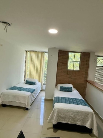 Imagen de la habitación del Hotel Apartahotel Montes. Foto 7