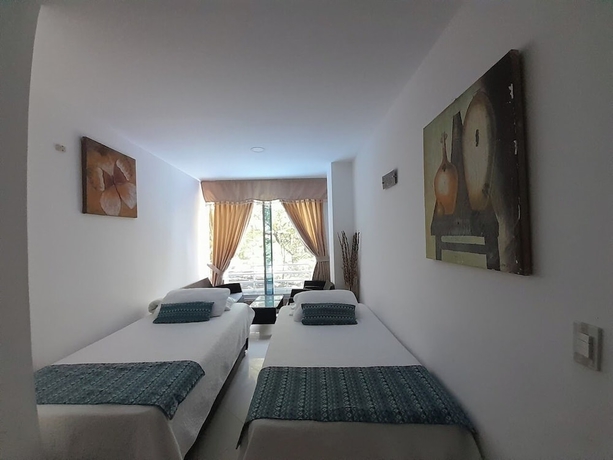 Imagen de la habitación del Hotel Apartahotel Montes. Foto 8