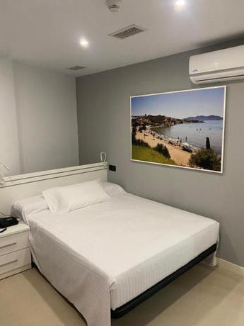 Imagen de la habitación del Hotel Apartahotel Puerto Blue. Foto 14