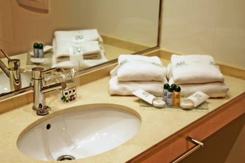 Imagen de los interiores del Hotel Apartahotel Ribera. Foto 10