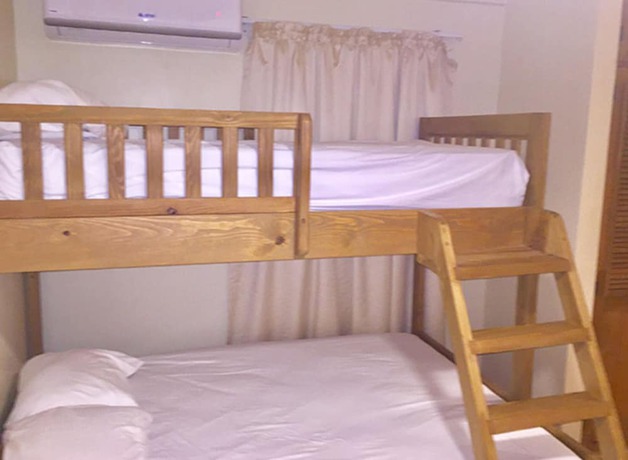 Imagen de la habitación del Hotel Apartahotel Yamili. Foto 8