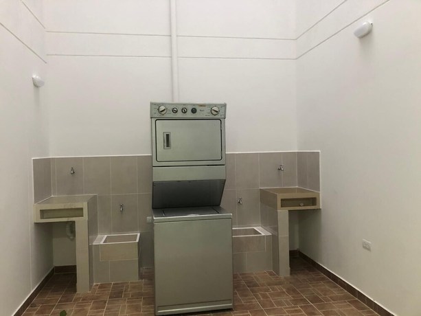 Imagen de la habitación del Hotel Apartahotel Zeus. Foto 4