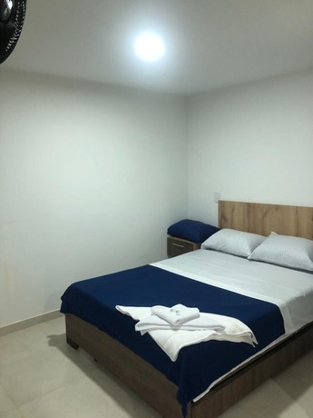 Imagen de la habitación del Hotel Apartahotel Zeus. Foto 7