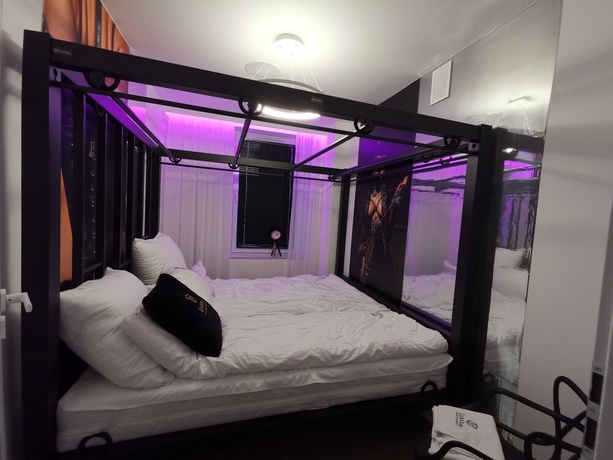 Imagen de la habitación del Hotel Apartament BDSM Luxxx Częstochowa. Foto 11