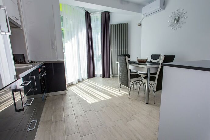 Imagen general del Hotel Apartament BlackandWhite. Foto 18