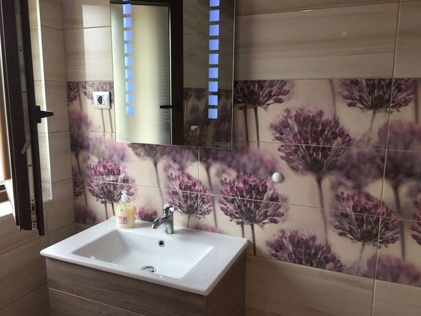 Imagen general del Hotel Apartament Simona Brasov. Foto 2