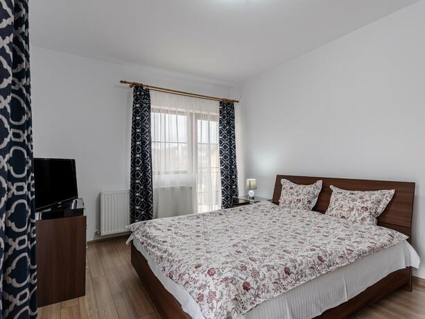 Imagen general del Hotel Apartament Simona Brasov. Foto 4